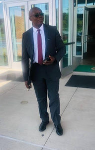 Meet your Posher, Christopher